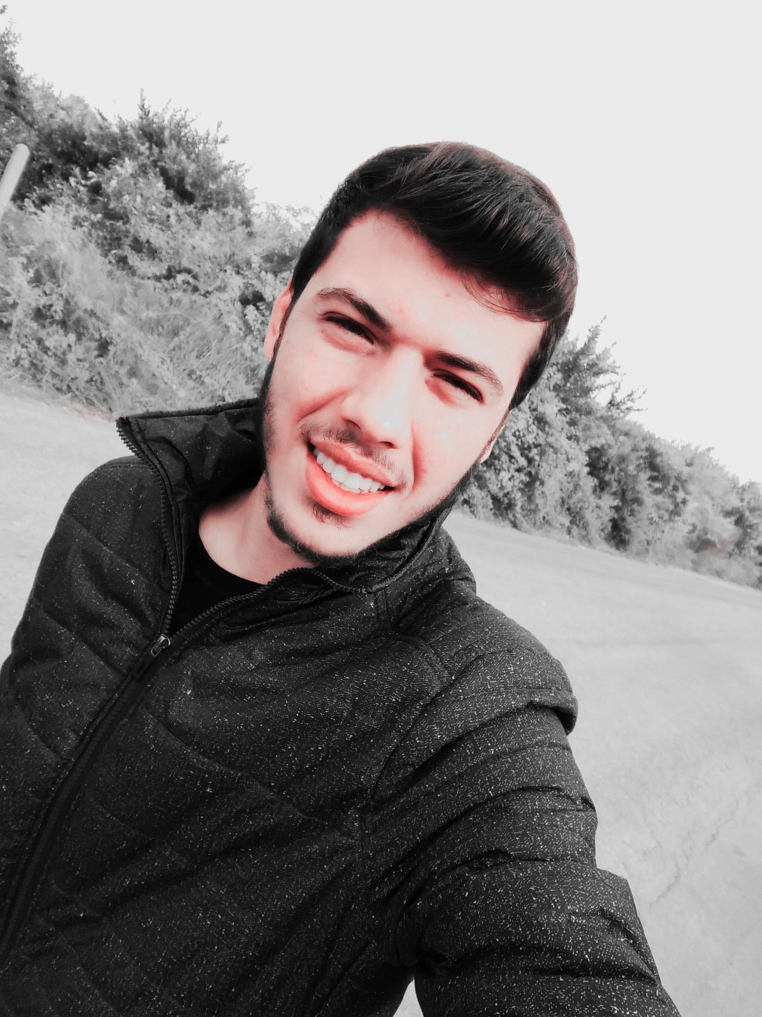 Nihat Sakar